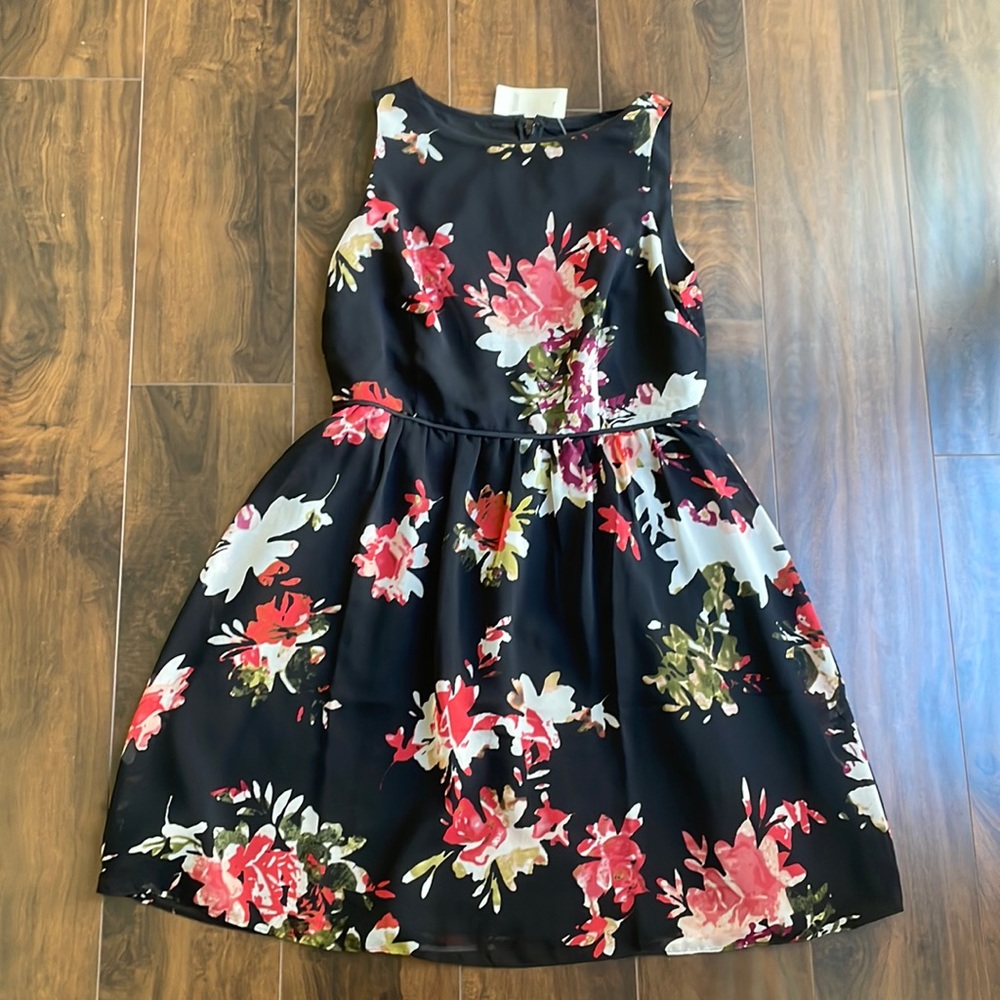 60% OFF loft 8P dress half off with tags floral brand new